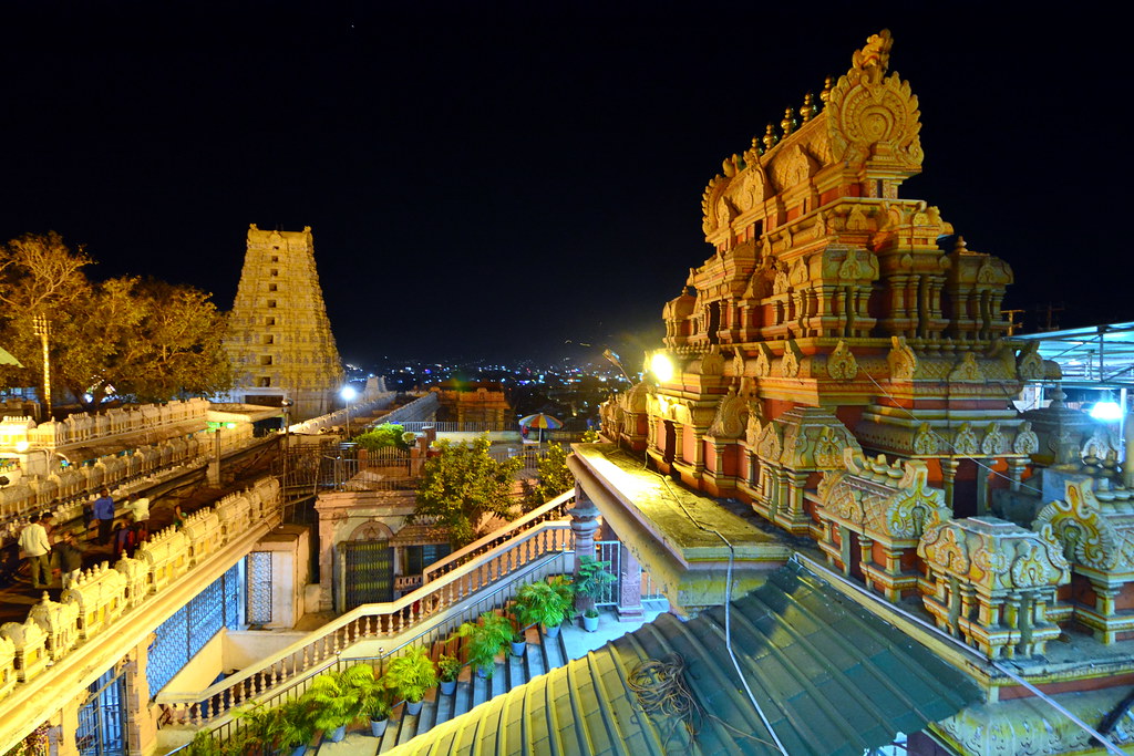 architecture view of kanakadurgamma temple places in vijayavada